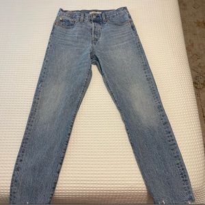 Levi’s Wedgie straight leg jeans with raw hem